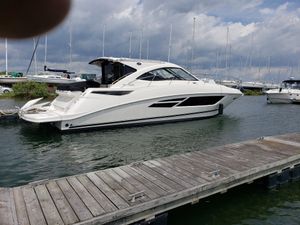 2016 Sea Ray 510 Sundancer