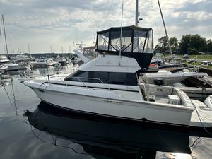 1990 Silverton 37 Convertible