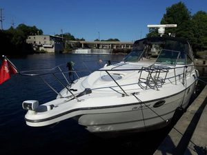 2000 Maxum 3300 SCR