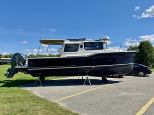 2025 Ranger Tugs R-27 LE