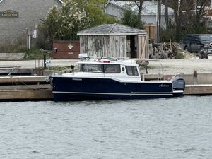 2025 Ranger Tugs R-27 LE