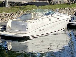 2005 Rinker Fiesta Vee 250