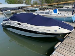 2003 Sea Ray 240 SunDeck