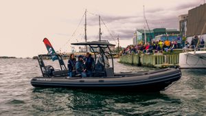 2024 Highfield Sport 700 Demo (black hypalon)