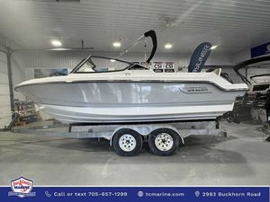 2026 Boston Whaler 210 Vantage