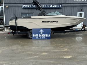 2026 MasterCraft XT23