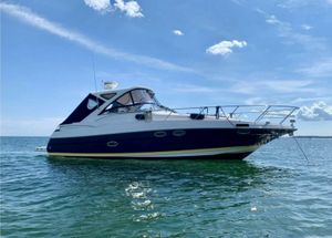 2008 Regal 3760 Sport Yacht