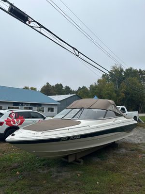 2000 Monterey 185