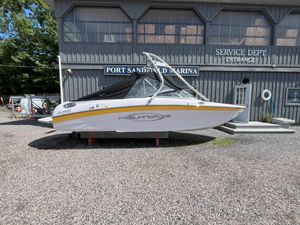 2004 Nautique 226