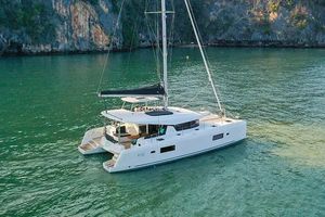 2025 Lagoon 42 Millenium