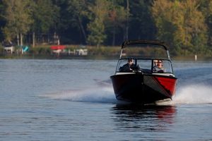 2026 Smoker Craft Adventurer 188 DC CT