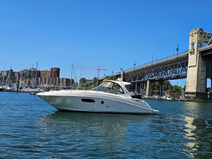 2009 Sea Ray 350 Sundancer