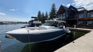 2027 Tiara 39 LS