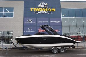 2024 Sea Ray SDX270 8.2L MAG DTS BR3X 380CV