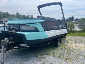 2026 Sea-Doo Switch Cruise 21ft 230HP with Painted Trailer