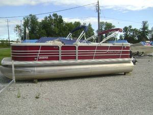 2012 Starcraft 216 Ltd