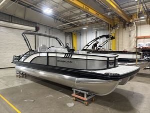 2026 Bennington 23LTSB