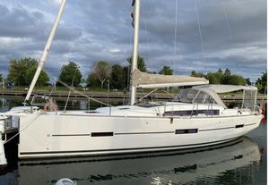 2019 Dufour Yachts Grand Large 412 Grand Prix