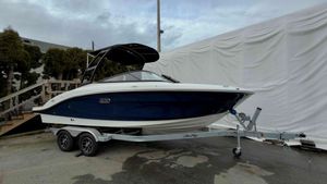 2026 Sea Ray SPX 210