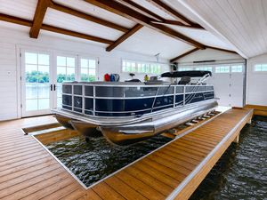 2023 South Bay 200 PONTOON