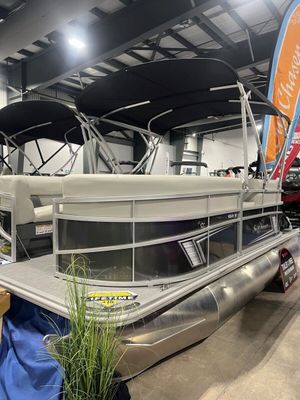 2026 Sunchaser Vista 16 LR $2000 OFF