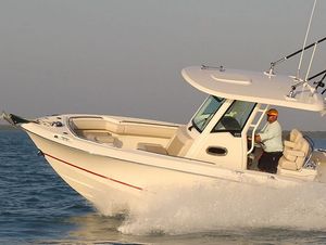2026 Boston Whaler 250 Outrage
