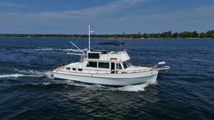 1990 Grand Banks 42 Classic