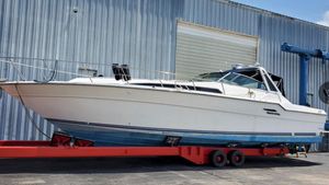 1988 Sea Ray 460 Express Cruiser