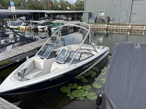 2008 Tige Tigé Z1 – Crossover Ski / Wake / Surf Boat