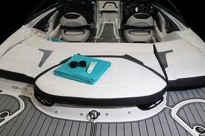 2025 Monterey 224FS