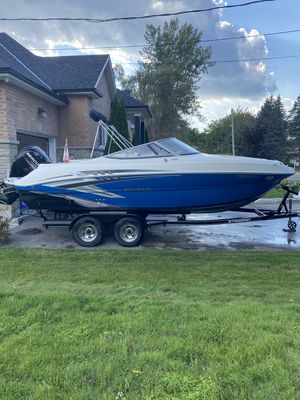 2018 Stingray 214LR