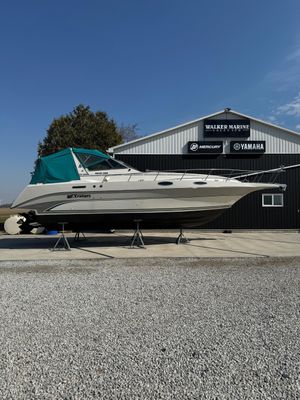 1989 Cruisers Yachts Rogue 3060