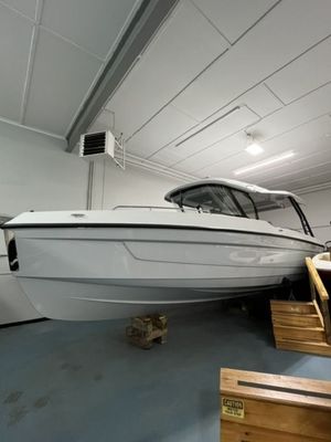 2026 Cruisers Yachts 38 VTR