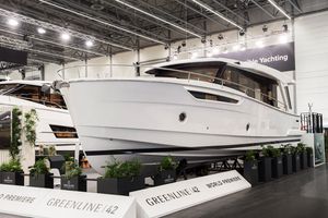 2026 Greenline 42 Hybrid