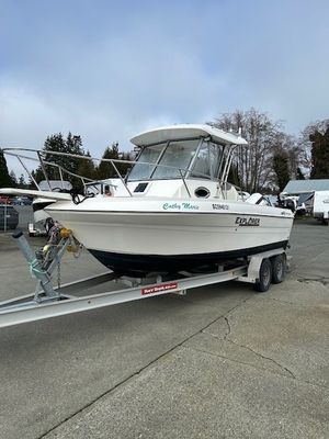 2017 Campion 622WA