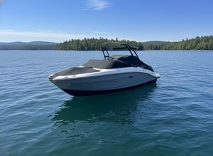 2026 Sea Ray SPX 210
