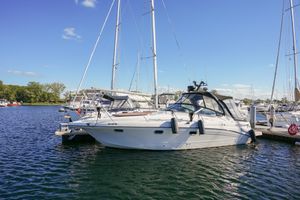 2001 Four Winns 338 Vista