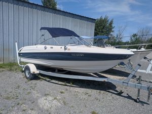 2002 Bayliner 175