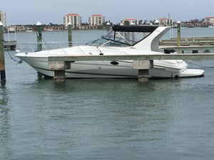 2002 Wellcraft Martinique 3300