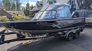 2022 CRESTLINER 2050 Authority Platinum
