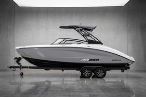 2026 Yamaha AR250