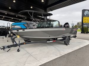 2026 Alumacraft Competitor 185X Sport w/ 200 XL PRO XS
