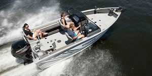 2026 Smoker Craft Ultima 172 Red Suzuki DF115