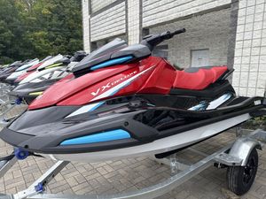 2026 Yamaha VX Deluxe Black/Torch Red - Waverunner