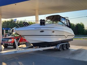 2002 Larson 274 Cabrio