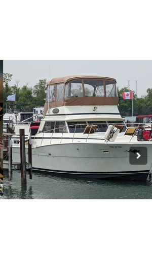 1980 Viking Yachts 43 Double Cabin