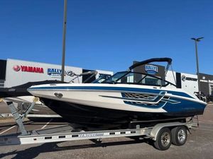 2018 Regal 2000 ES