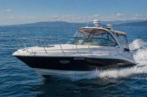 2008 Rinker 300 Express