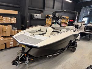 Starcraft J7 JET STANDARD 17' 2026