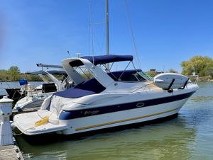 2004 Cruisers Yachts 320 Express